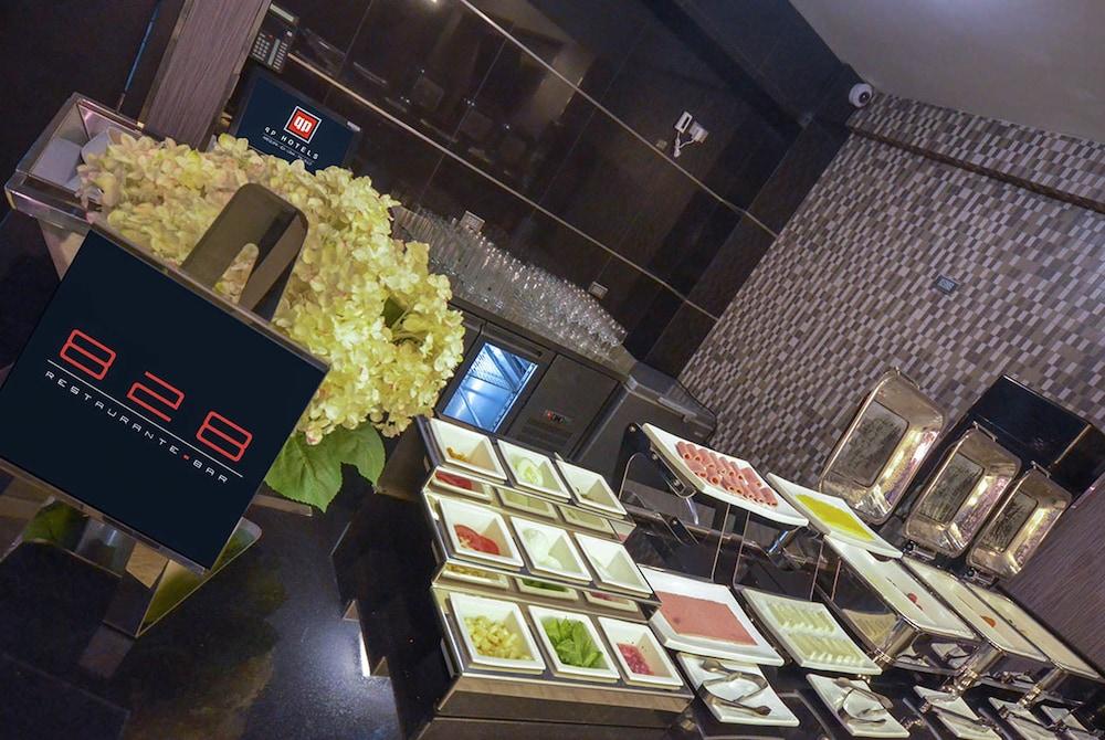 Qp Hotels Τρουχίλο Εξωτερικό φωτογραφία